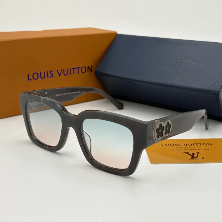LV Light Tint