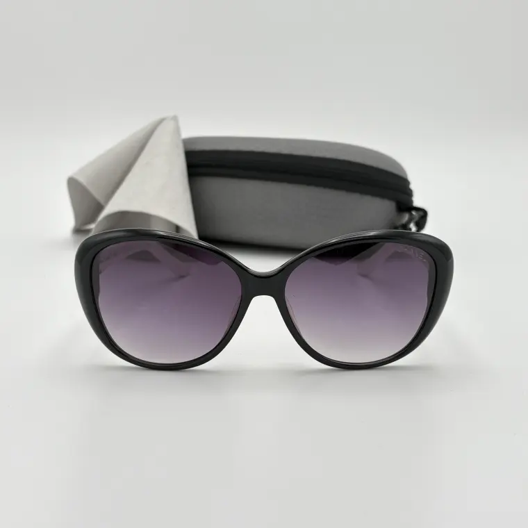 Chanel Bouton Collection